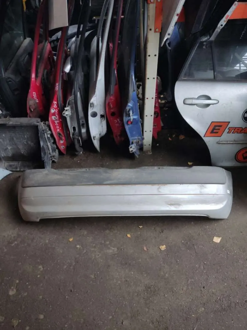 бампер задний Renault Clio 2 поколение