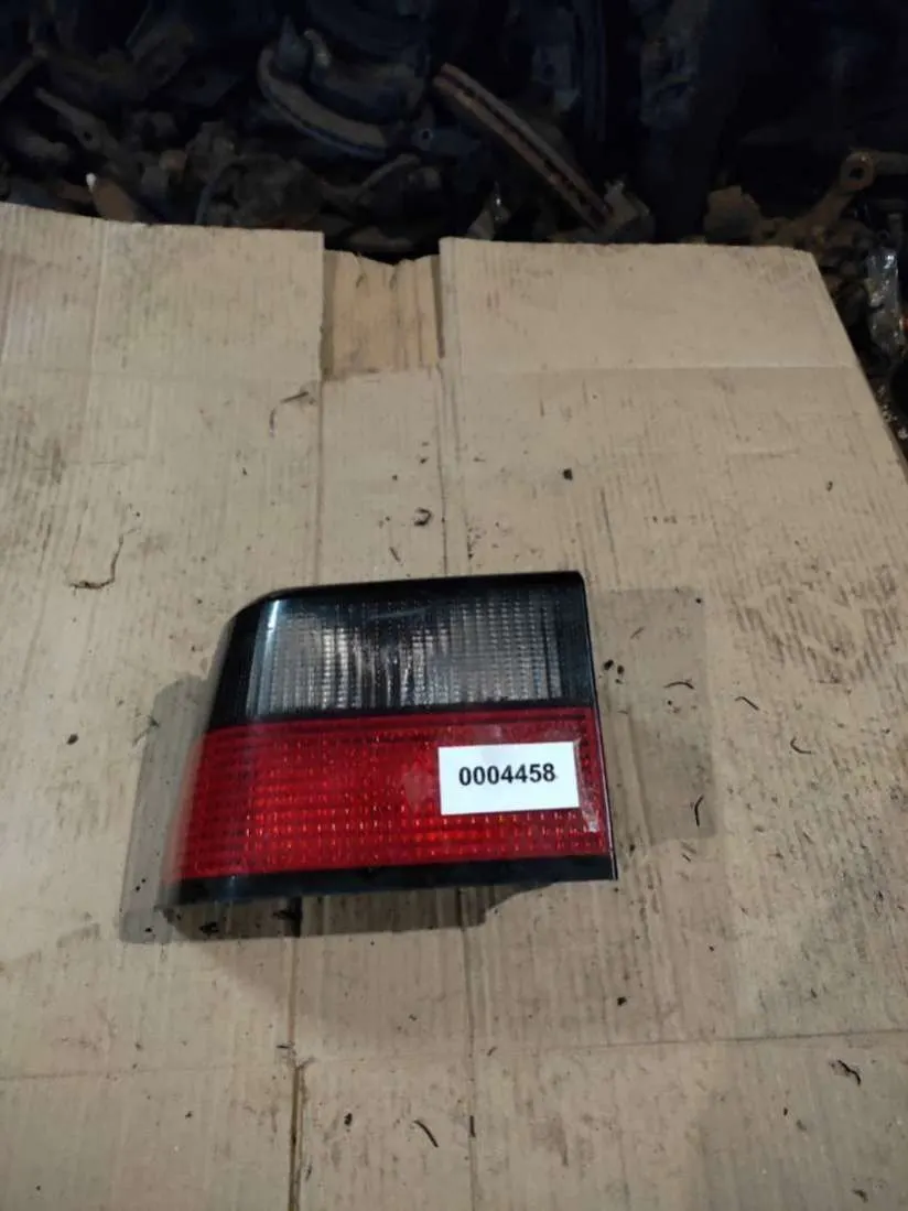 Фонарь задний левый Citroen Xantia 1 поколение