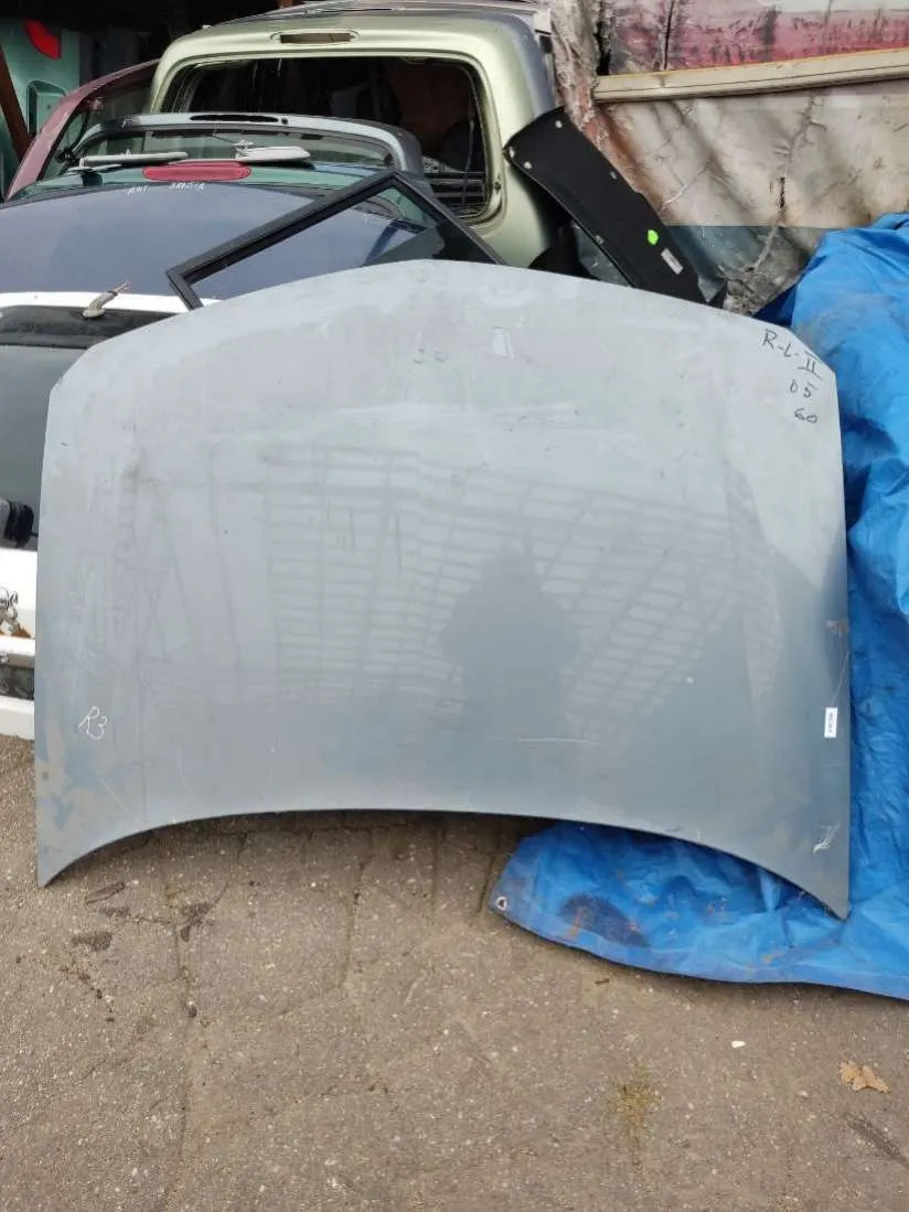 Шумоизоляция капота Renault Laguna 2 поколение