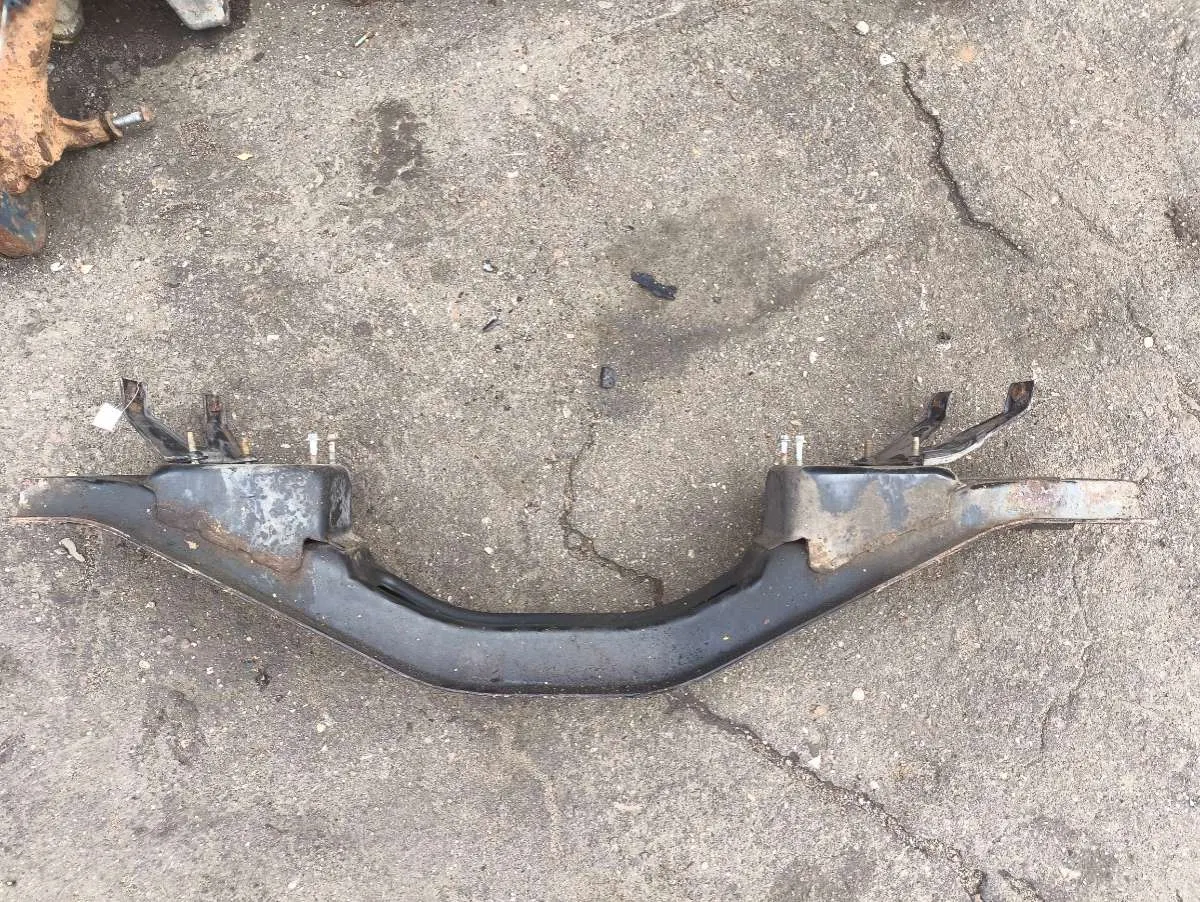 Балка под КПП Ford Transit