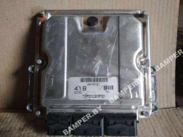 блок управления двигателем Volvo V40 1 поколение [2-й рестайлинг] 0281011087