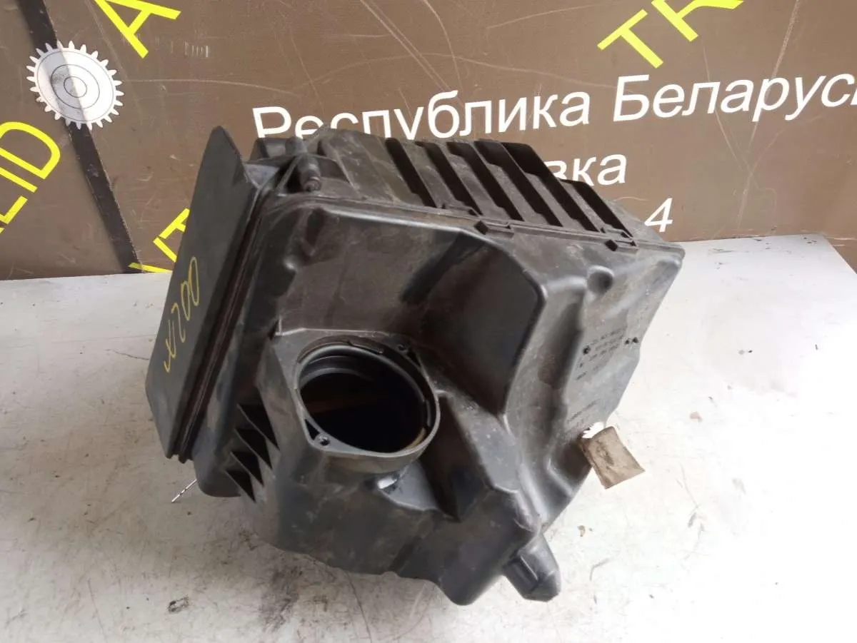 корпус воздушногo фильтра Renault Scenic 3 поколение