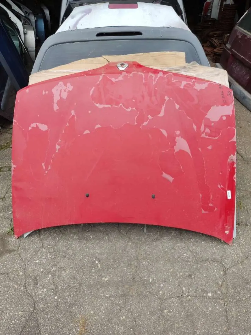 Шумоизоляция капота Renault Megane 1 поколение
