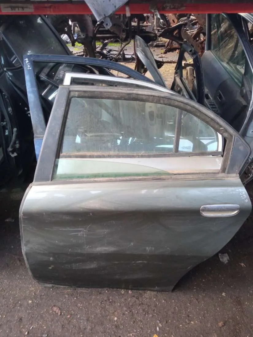 Дверь задняя левая Alfa Romeo 166 936