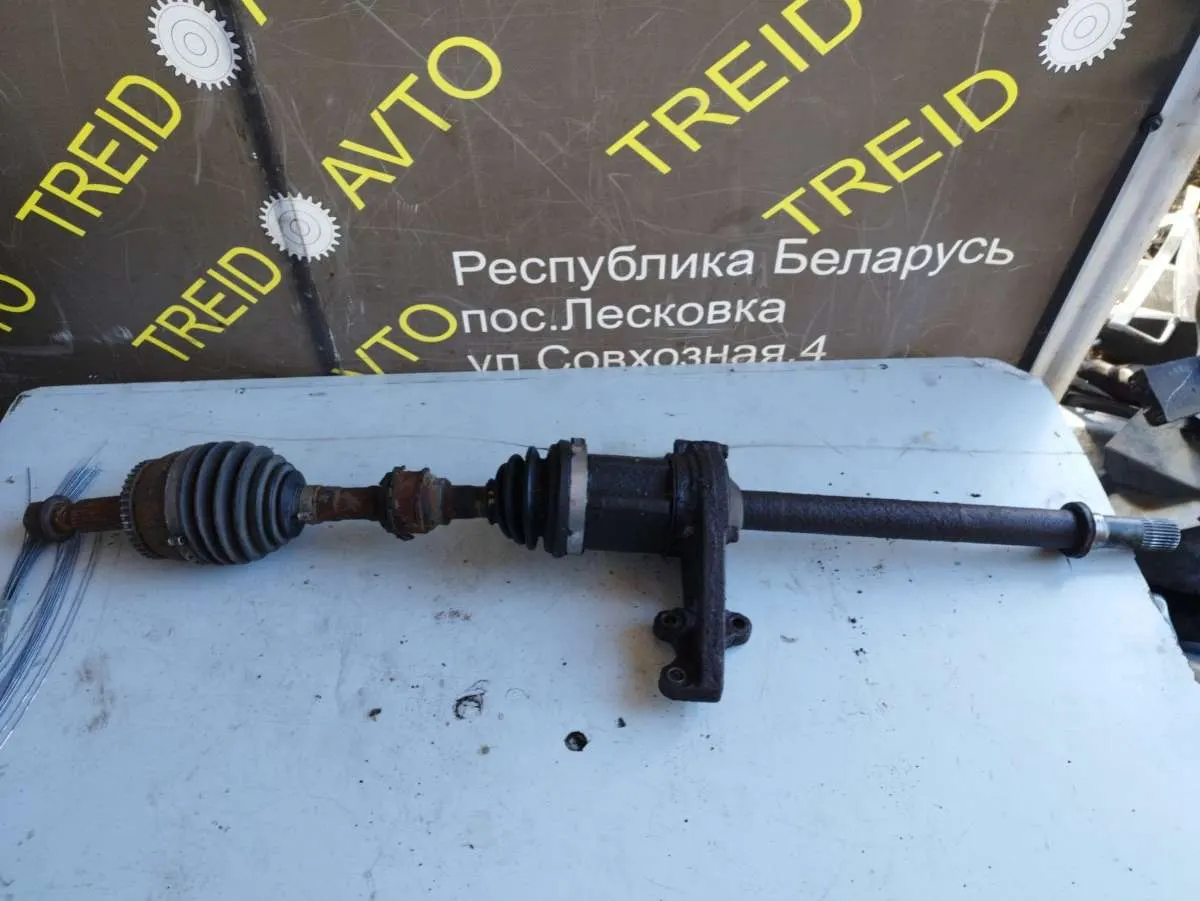 Полуось передняя правая (приводной вал, ШРУС) Nissan Maxima 5 поколение