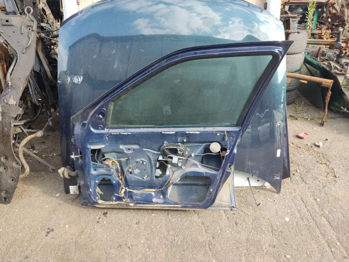 Дверь передняя правая Peugeot 406 1 поколение [рестайлинг] — фото 2
