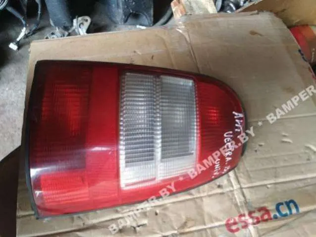 Фонарь задний правый Opel Vectra B