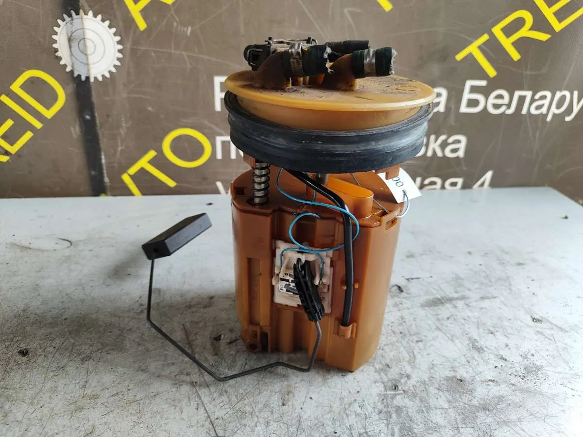 колба в бак Mercedes-Benz Vito W638 — фото 2