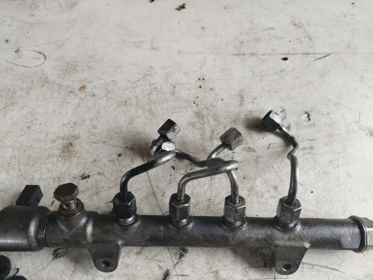 Трубка топливная Mercedes-Benz Sprinter A6510700495