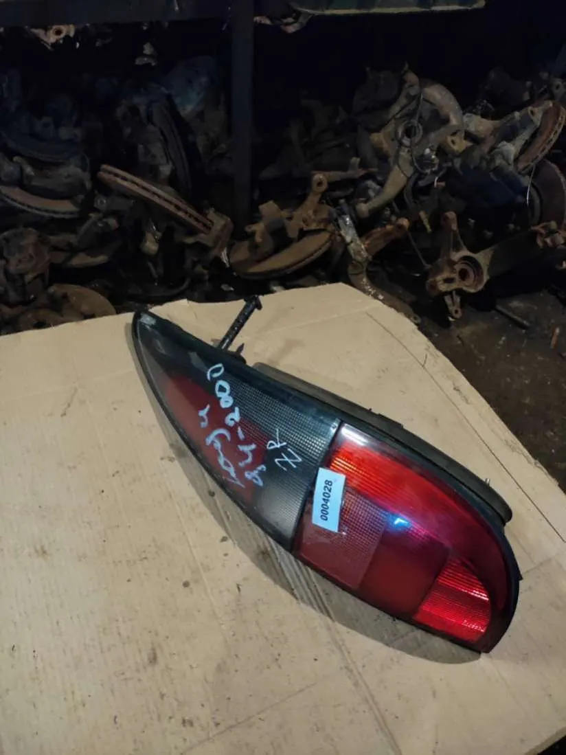 Фонарь задний правый Renault Laguna 1 поколение