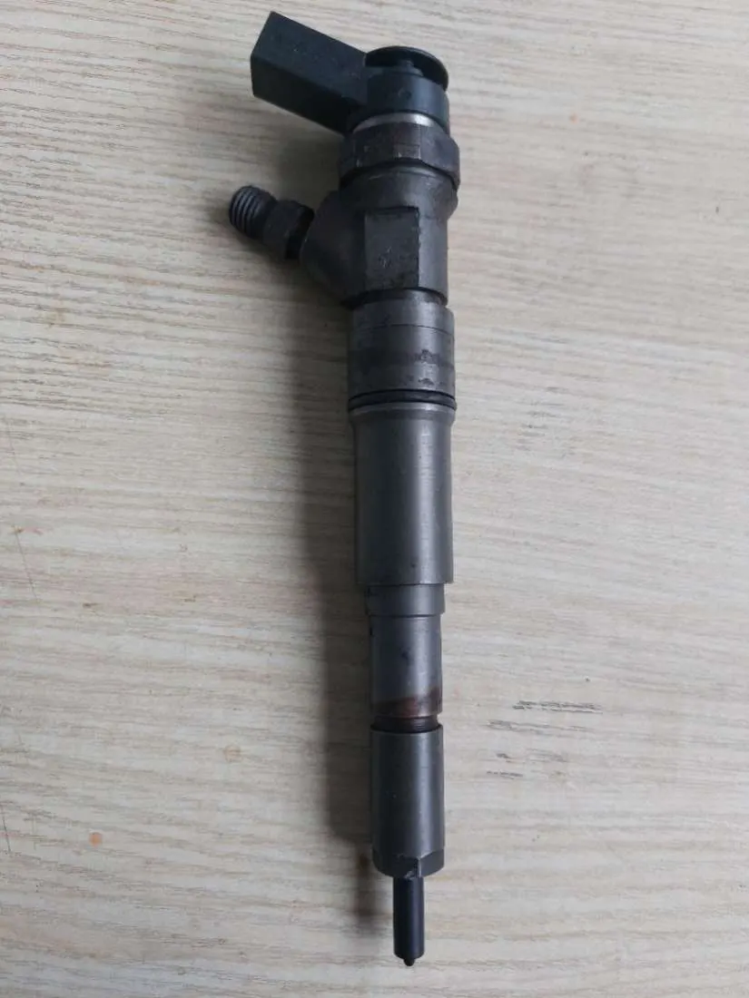 Форсунка бензиновая BMW X5 E53 0445110131