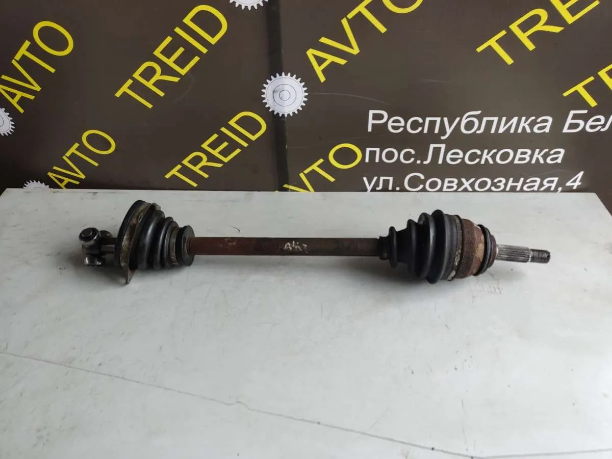 Полуось передняя левая (приводной вал, ШРУС) Dacia Logan 1 поколение
