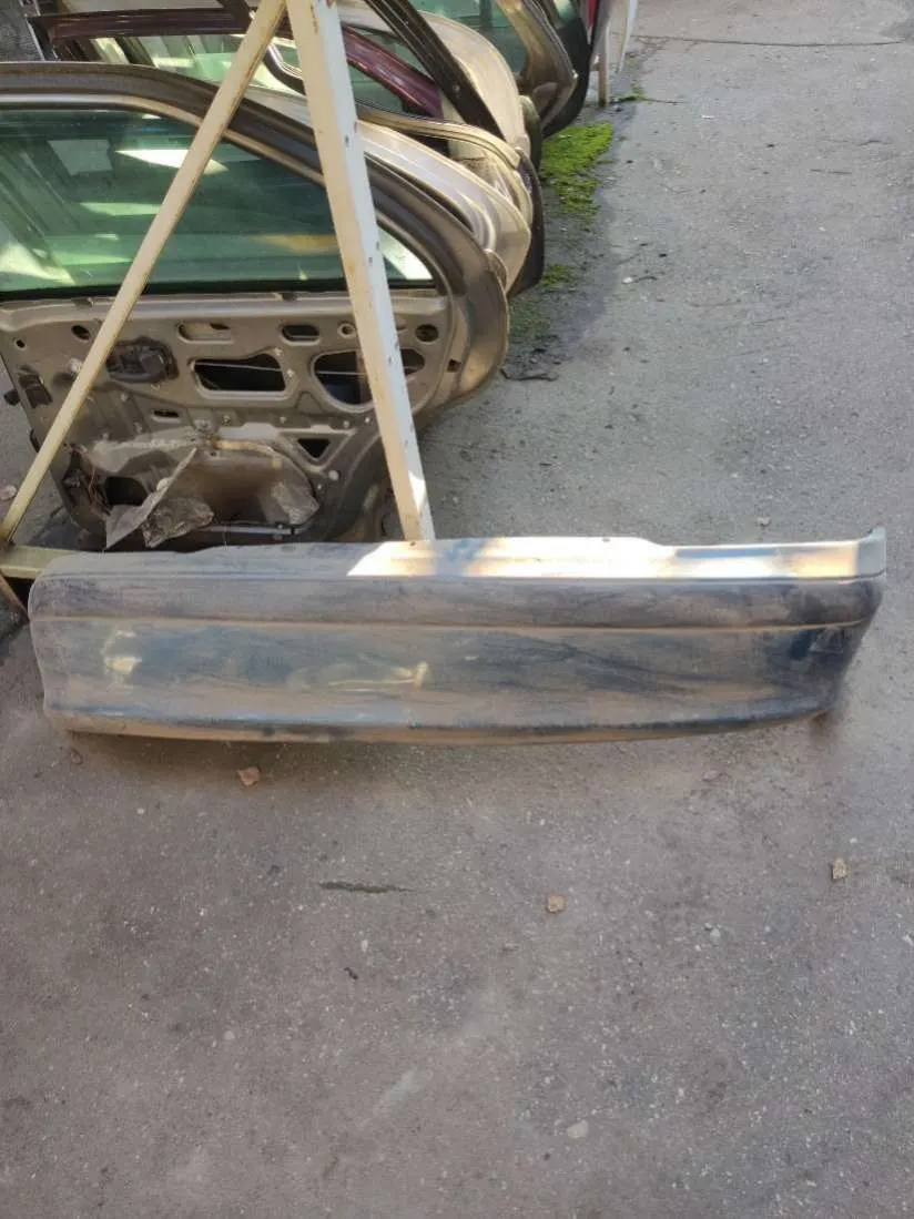 бампер задний Renault Megane 1 поколение