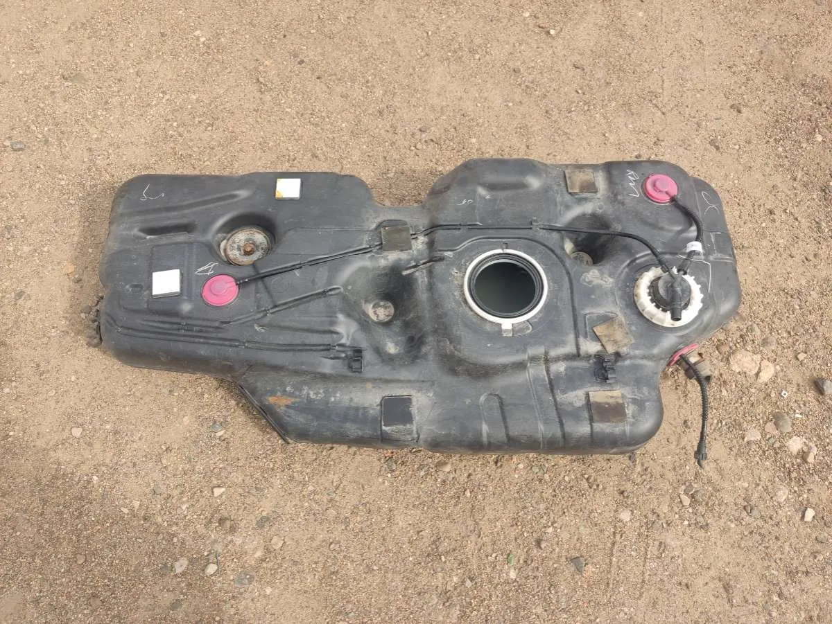 топливный бак Toyota Sienna 3 поколение