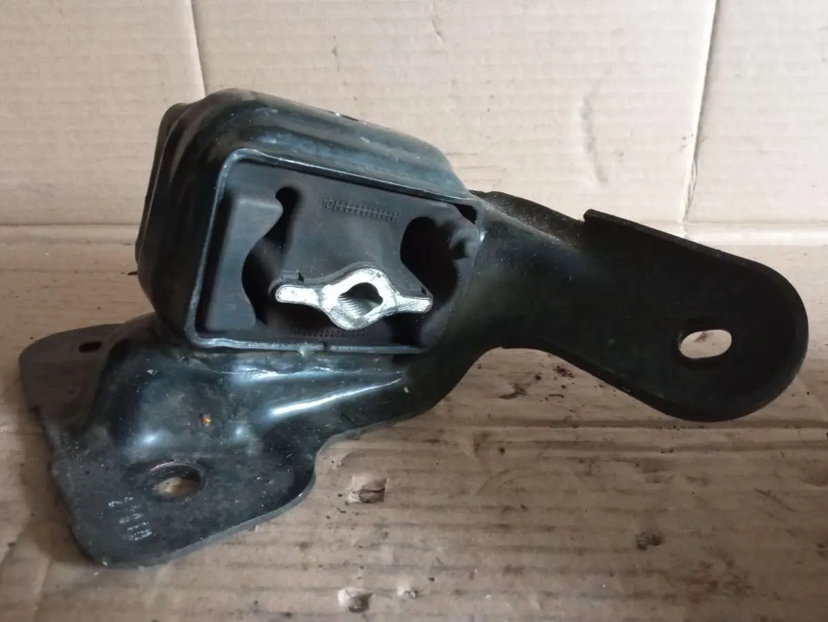 Подушка двигателя Jeep Liberty 2 поколение Артикул IMP-260602-03964