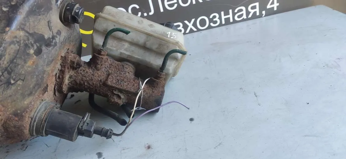 Цилиндр тормозной главный Renault Laguna 1 поколение 7700823486