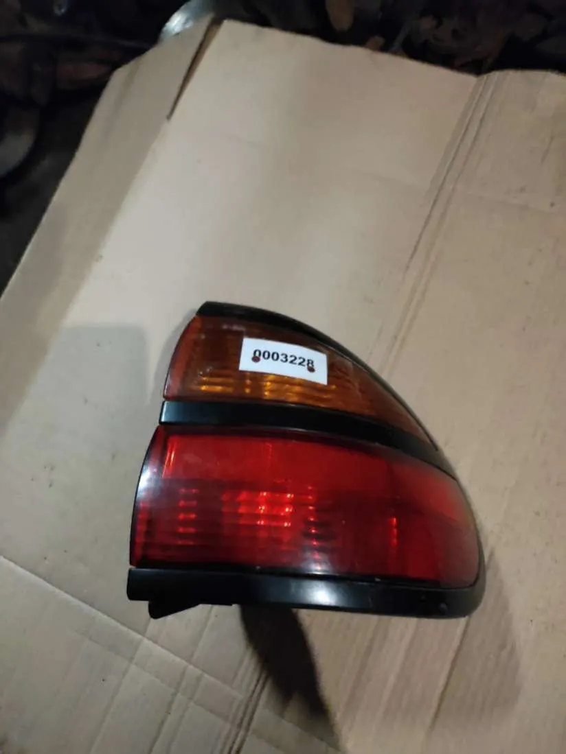 Фонарь задний правый Renault Laguna 1 поколение
