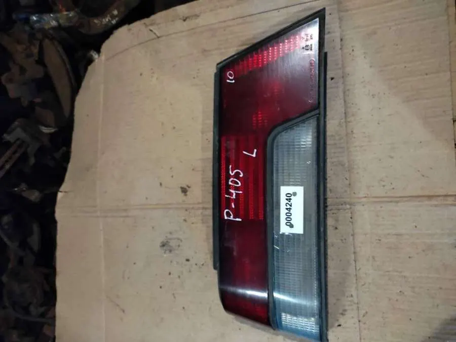 Фонарь задний левый Peugeot 405 1 поколение