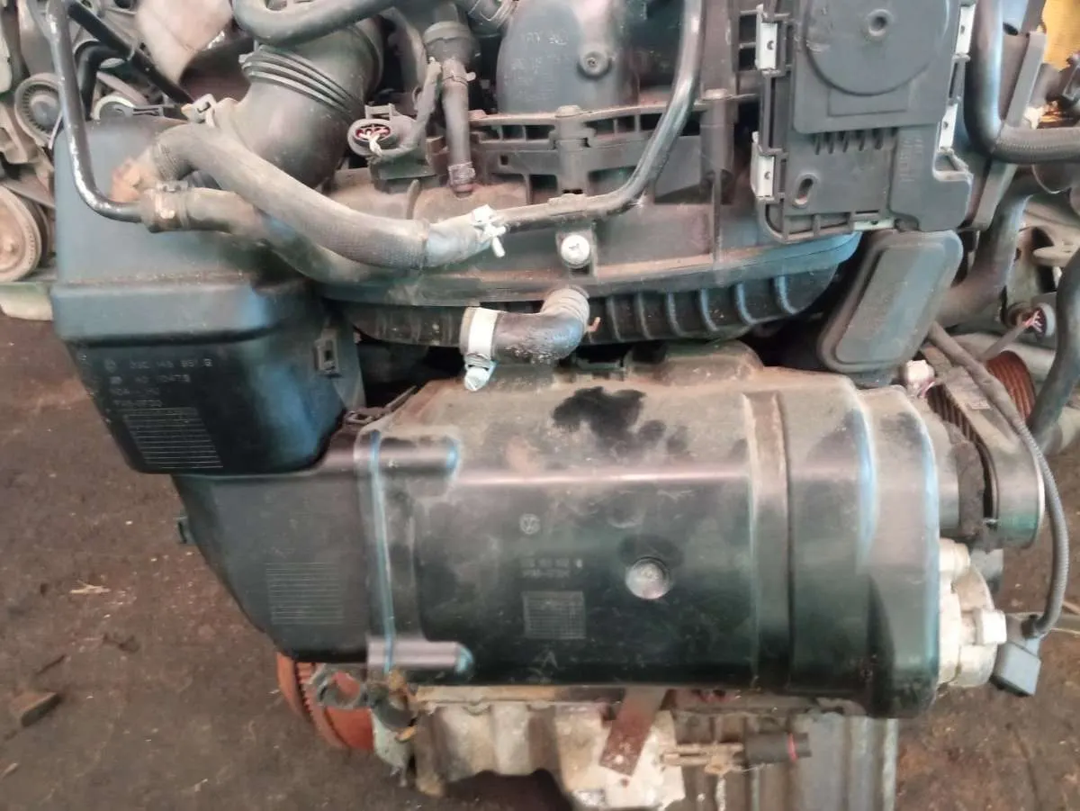 нагнетатель воздуха (компрессор) Volkswagen Touran 1 поколение 03C145601C