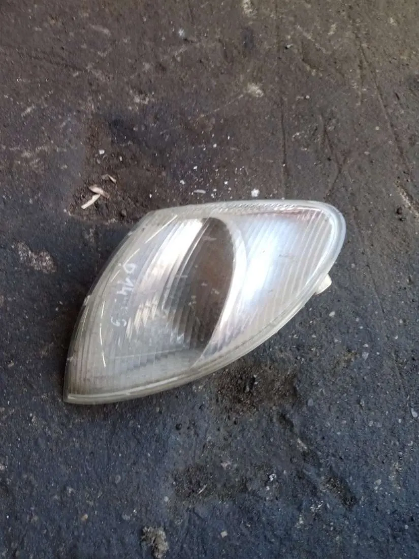 Поворотник левый Renault Megane 1 поколение