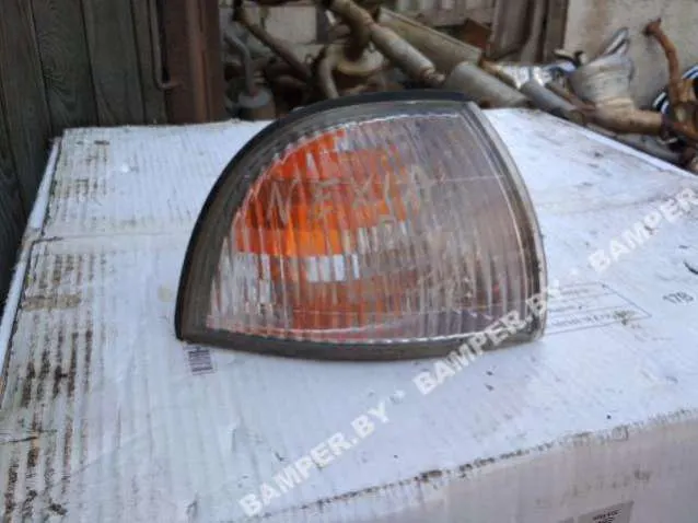 Поворотник правый Daewoo Nexia 1 поколение