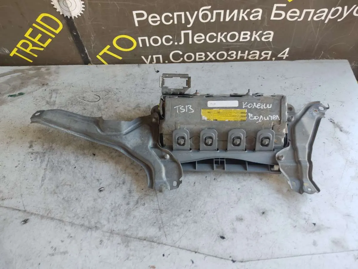 подушка безопасности коленная водителя Toyota Sienna 3 поколение — фото 3