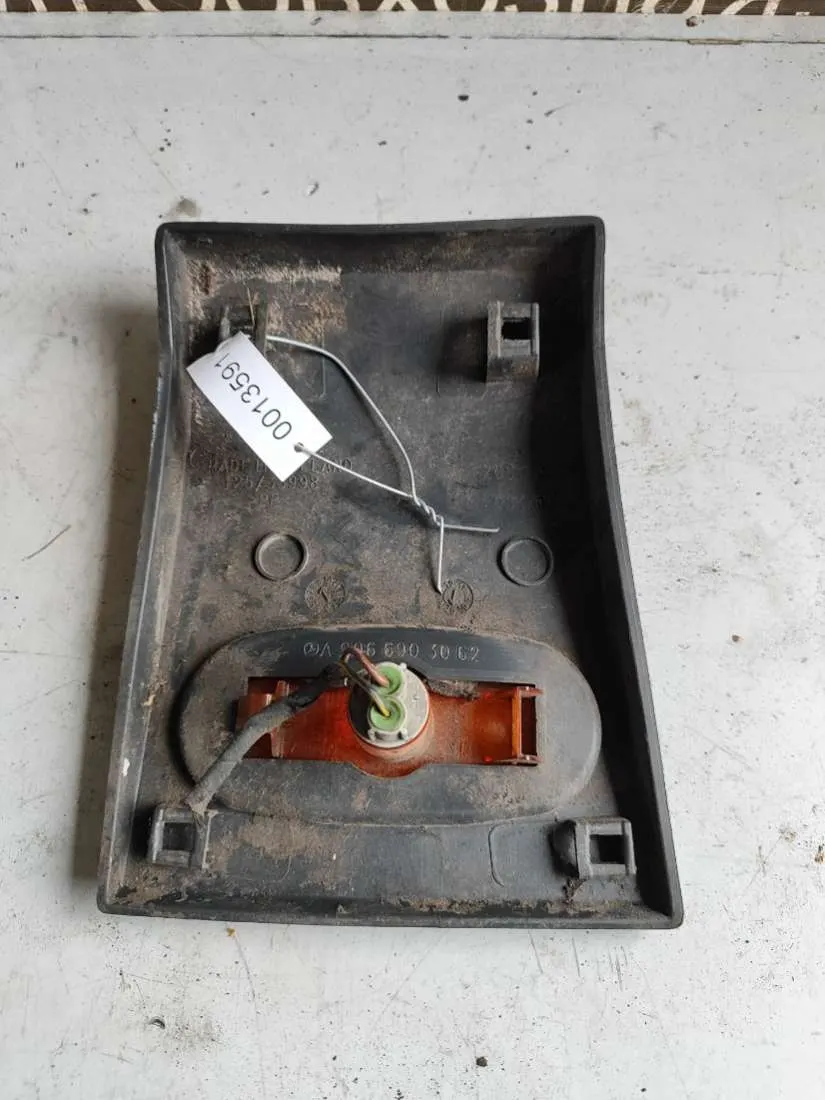 молдинг (накладка кузовная) Mercedes-Benz Sprinter Артикул IMP-260602-10638