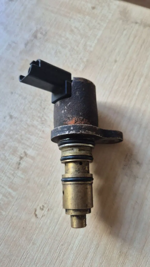 Клапан компрессора кондиционера управляющий Citroen C5 2 поколение 9670022580