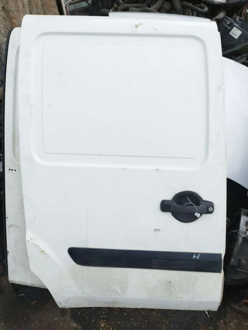 Дверь сдвижная правая Fiat Doblo 1 поколение