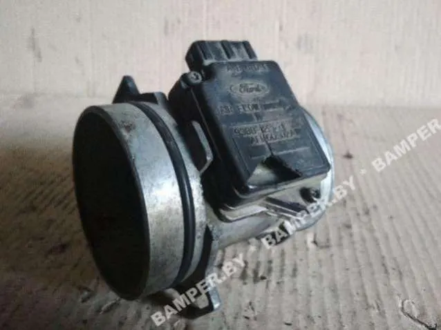 расходомер воздуха Ford Galaxy 1 поколение 93BB12B579BA