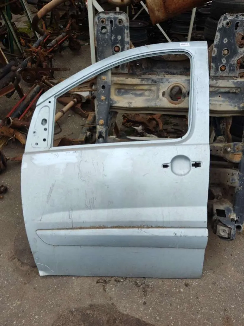Дверь передняя левая Peugeot Expert 1 поколение