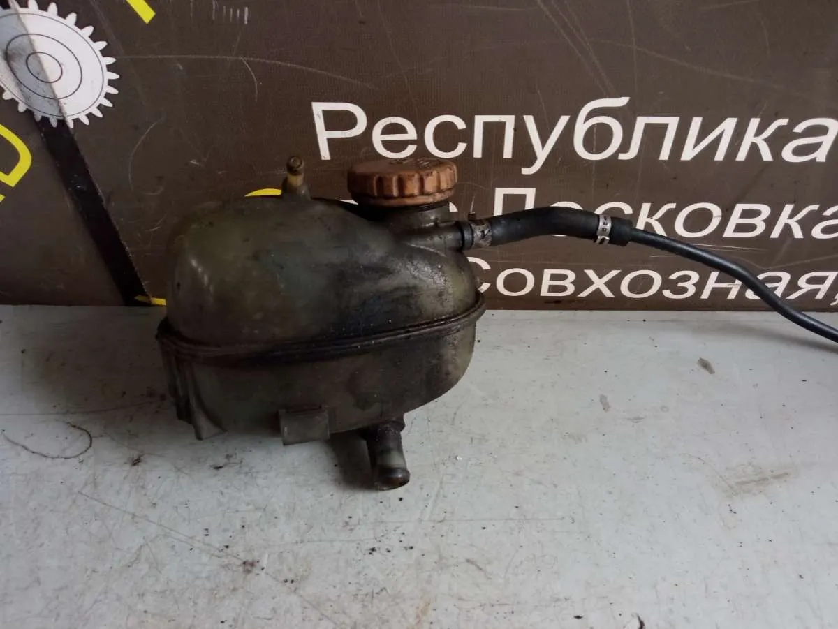 Расширительный бачок Opel Combo C 09128766