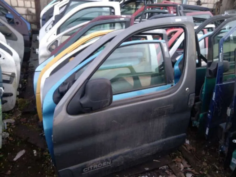 Дверь передняя левая Citroen Berlingo 1 поколение