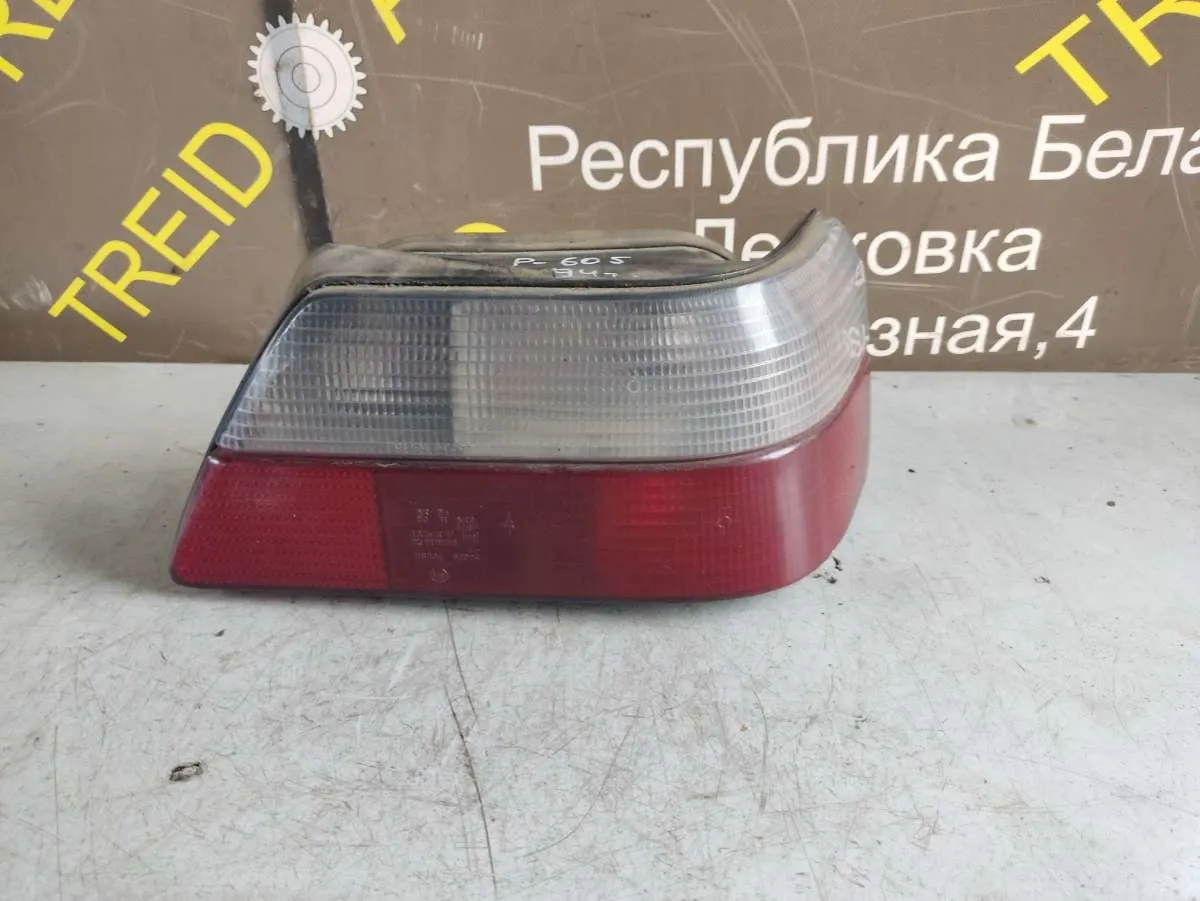 Фонарь задний правый Peugeot 605 1 поколение