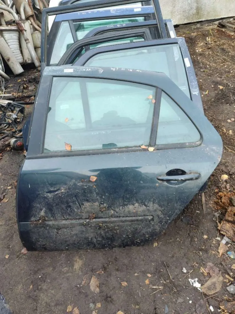 Дверь задняя левая Renault Laguna 2 поколение