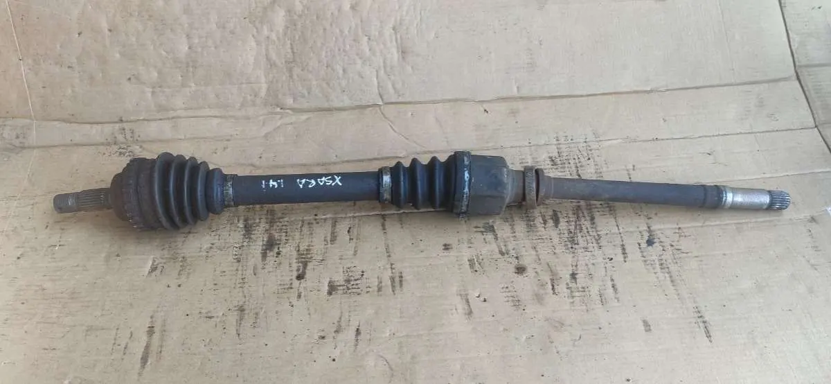 Полуось передняя правая (приводной вал, ШРУС) Citroen Xsara 1 поколение [рестайлинг]