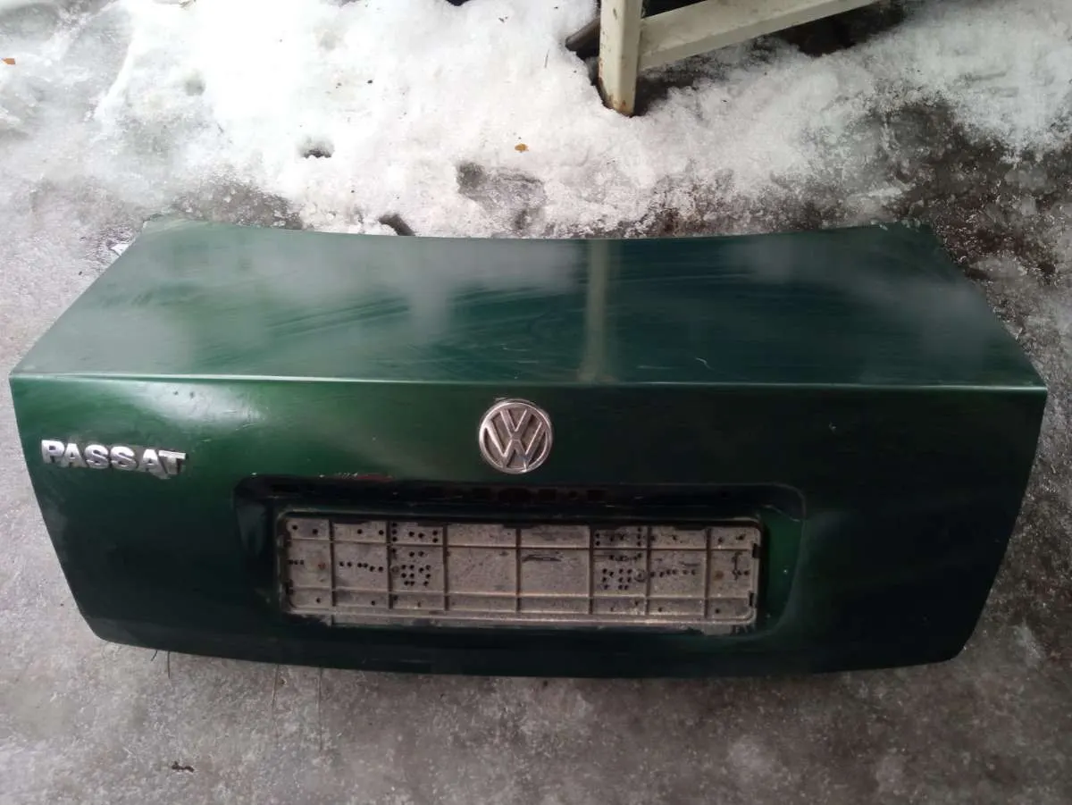 Крышка багажника (дверь 3-5) Volkswagen Passat (North America) B5