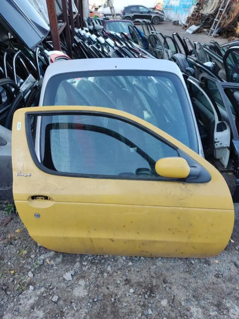 Дверь передняя правая Renault Megane 1 поколение