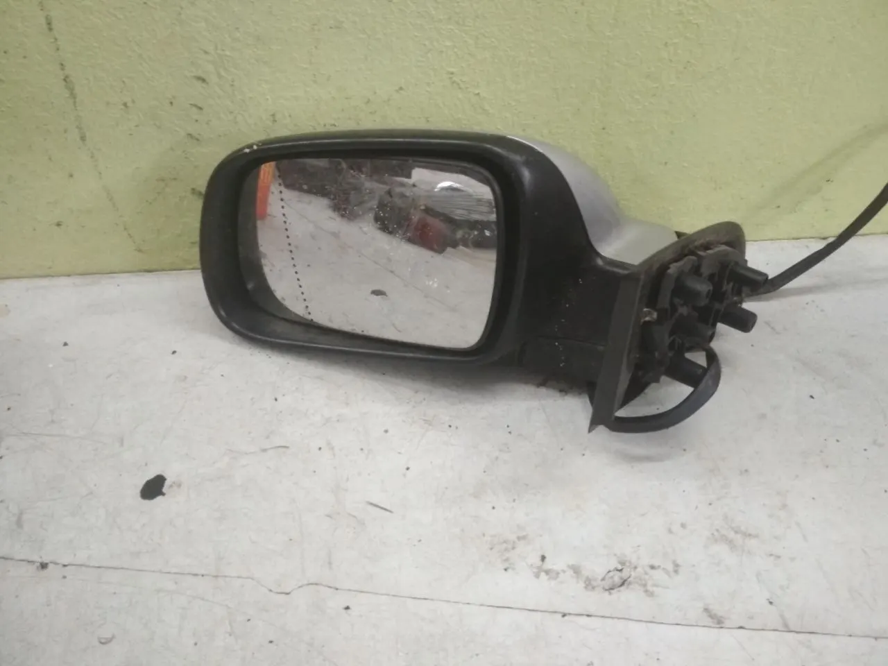 Зеркало левое Peugeot 307 1 поколение