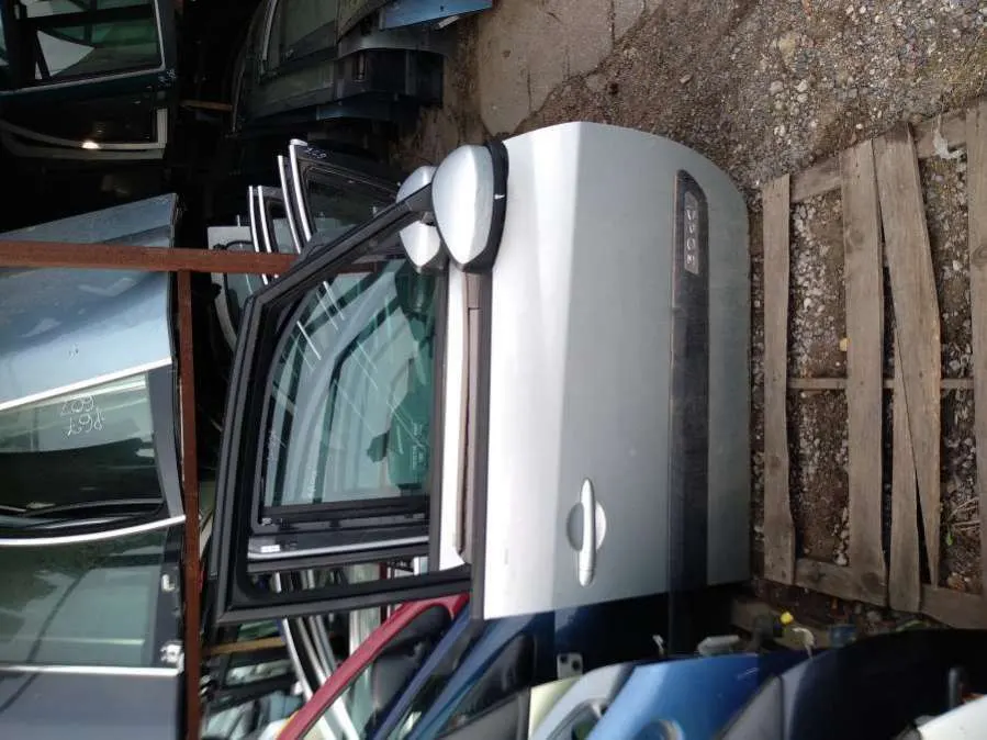 Дверь передняя правая Renault Espace 4 поколение