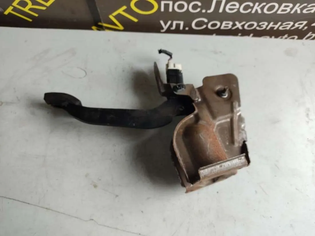 педаль тормоза 465016576r Dacia Lodgy 1 поколение Артикул IMP-260602-07893