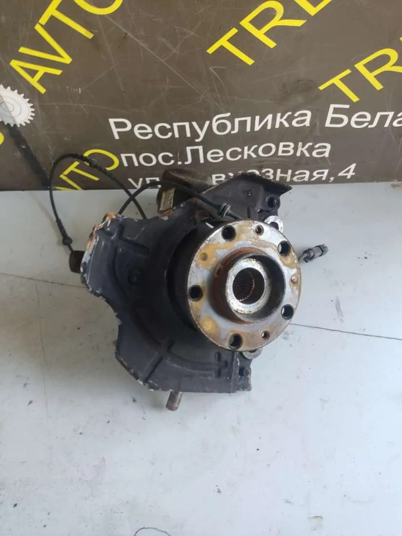 Ступица передняя правая Peugeot Boxer