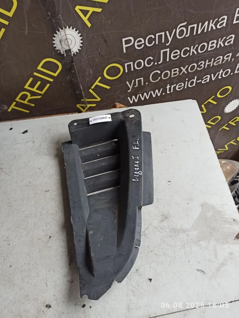 Защита арок передняя левая (подкрылок) Renault Laguna 1 поколение 7700844582