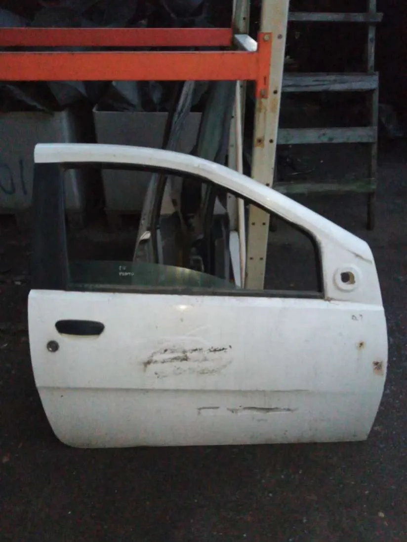 Дверь передняя правая Fiat Punto 2 поколение