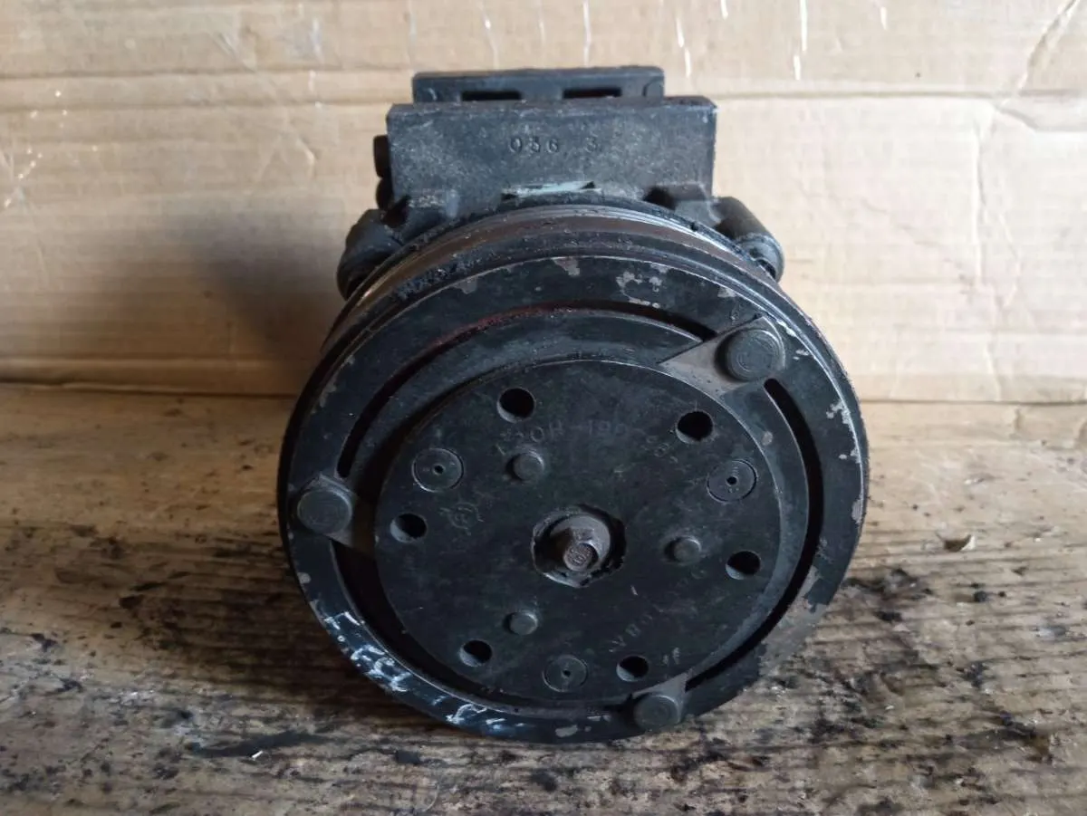 компрессор кондиционера 97AW19D629DB Ford Escort (North America) 6 поколение Артикул IMP-260602-02192