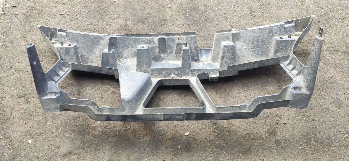 Панель передняя (телевизор) Renault Scenic 2 поколение 8200140174 — фото 2