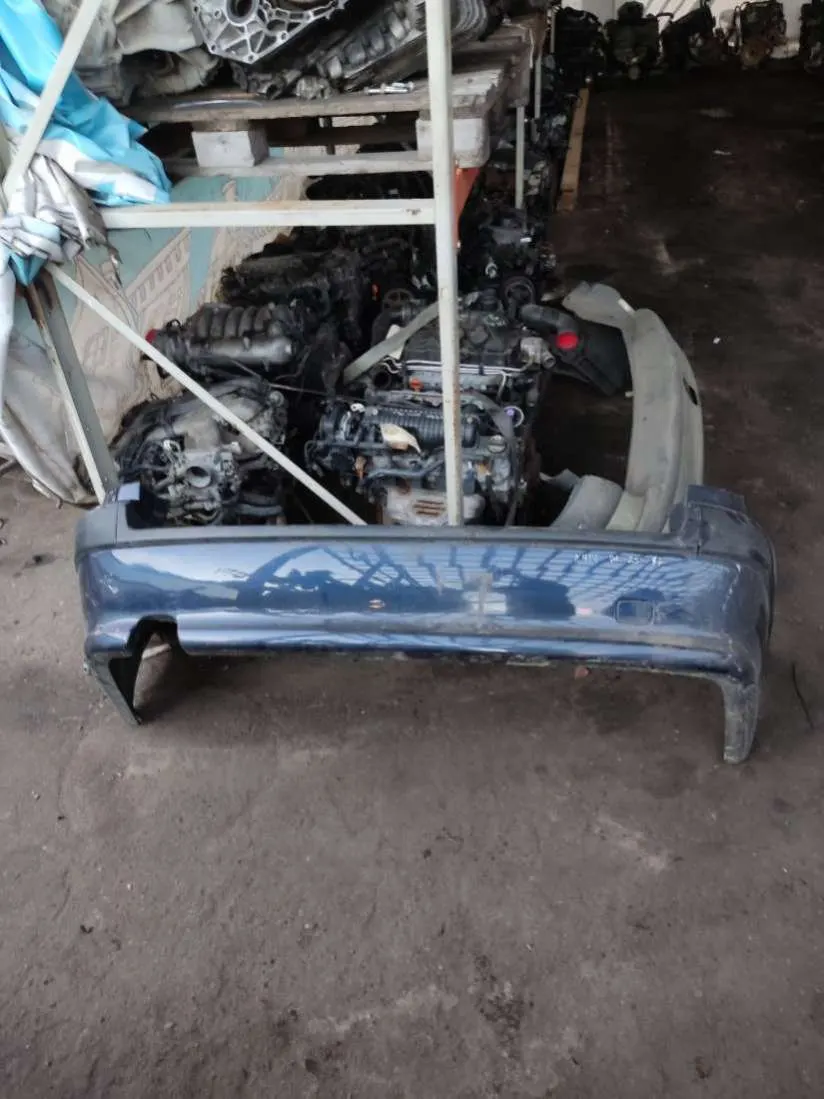 бампер задний Peugeot 406 1 поколение