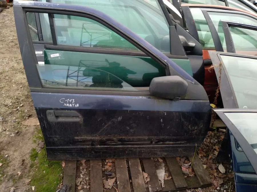 Дверь передняя правая Citroen Xantia 1 поколение
