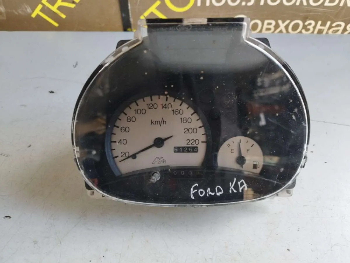 Щиток приборов (приборная панель) Ford Ka 1 поколение