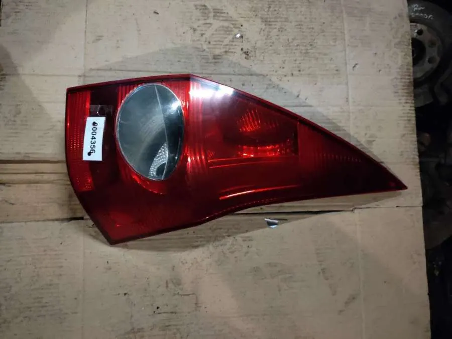 Фонарь задний правый Renault Megane 2 поколение
